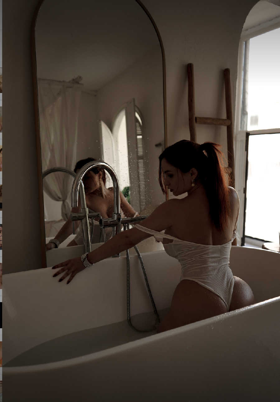 A playful frame from Miranda Faith nude — online in Birkirkara