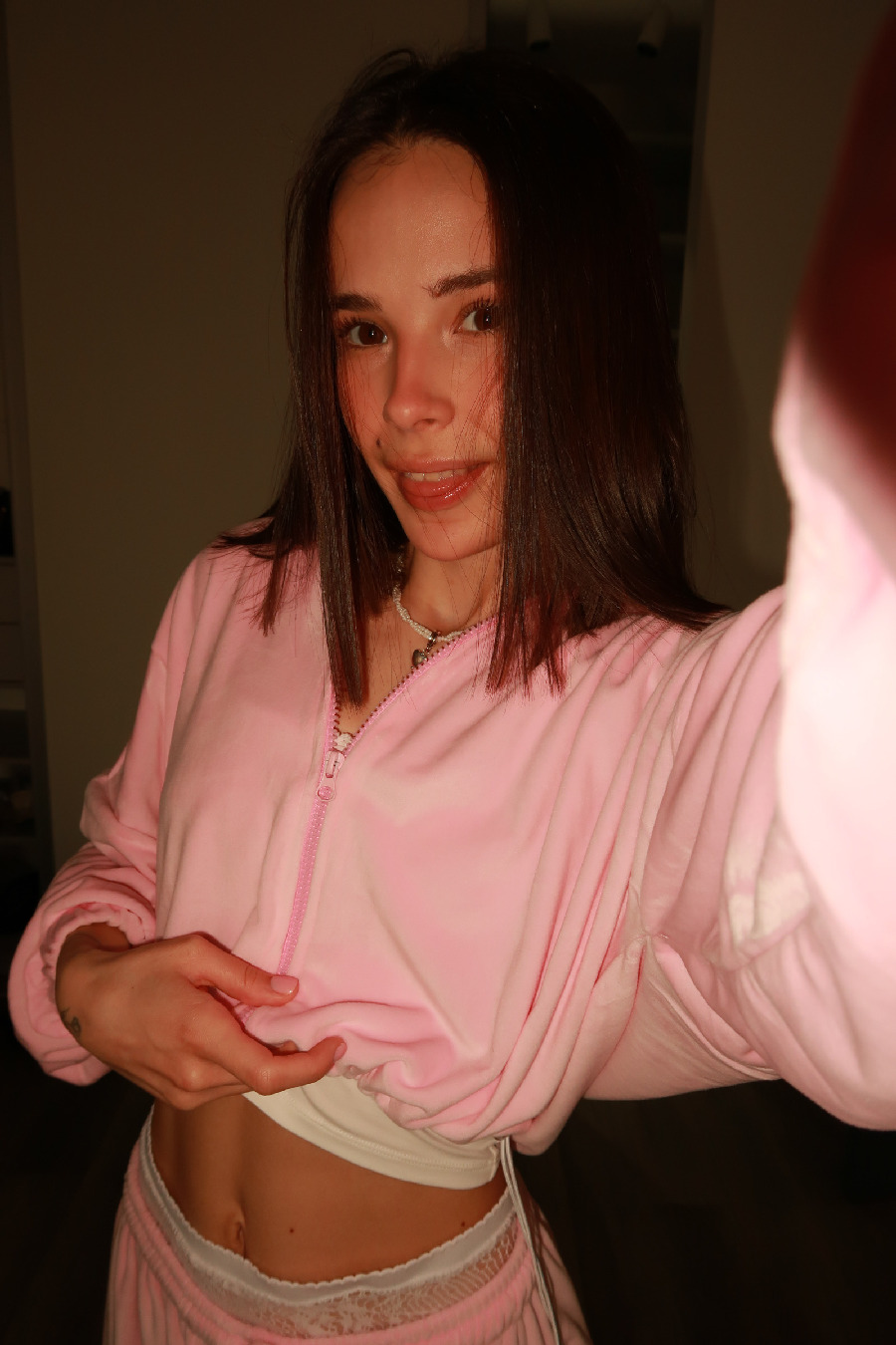 Tina brings the glow — live moments in Birkirkara