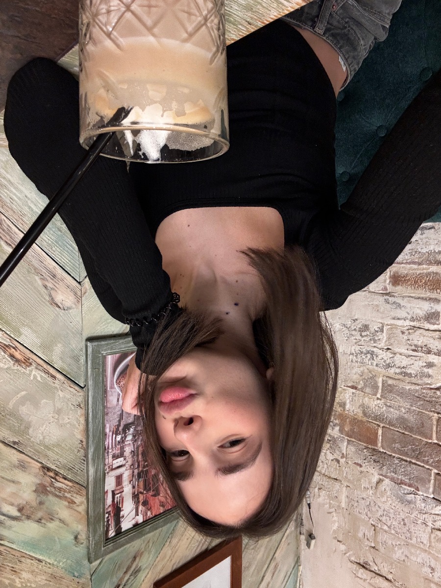 Fresh photos, fresh mood — Tina online in Birkirkara